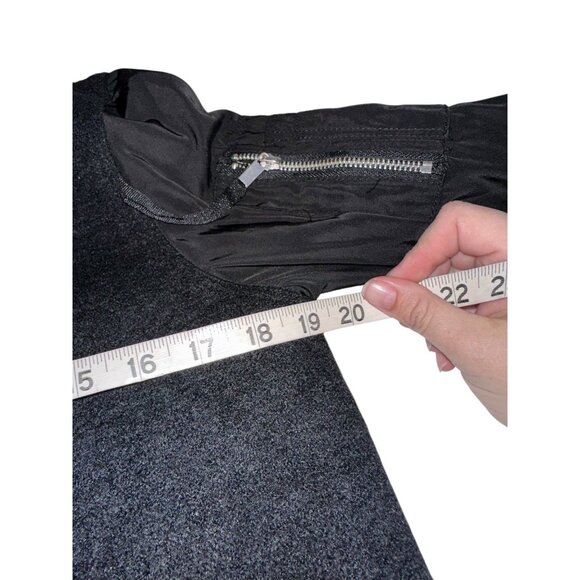 H & M Women’s Wool Blend Zip Coat Jacket Sz 8 Black Satin Sleeves Classic - Picture 6 of 7